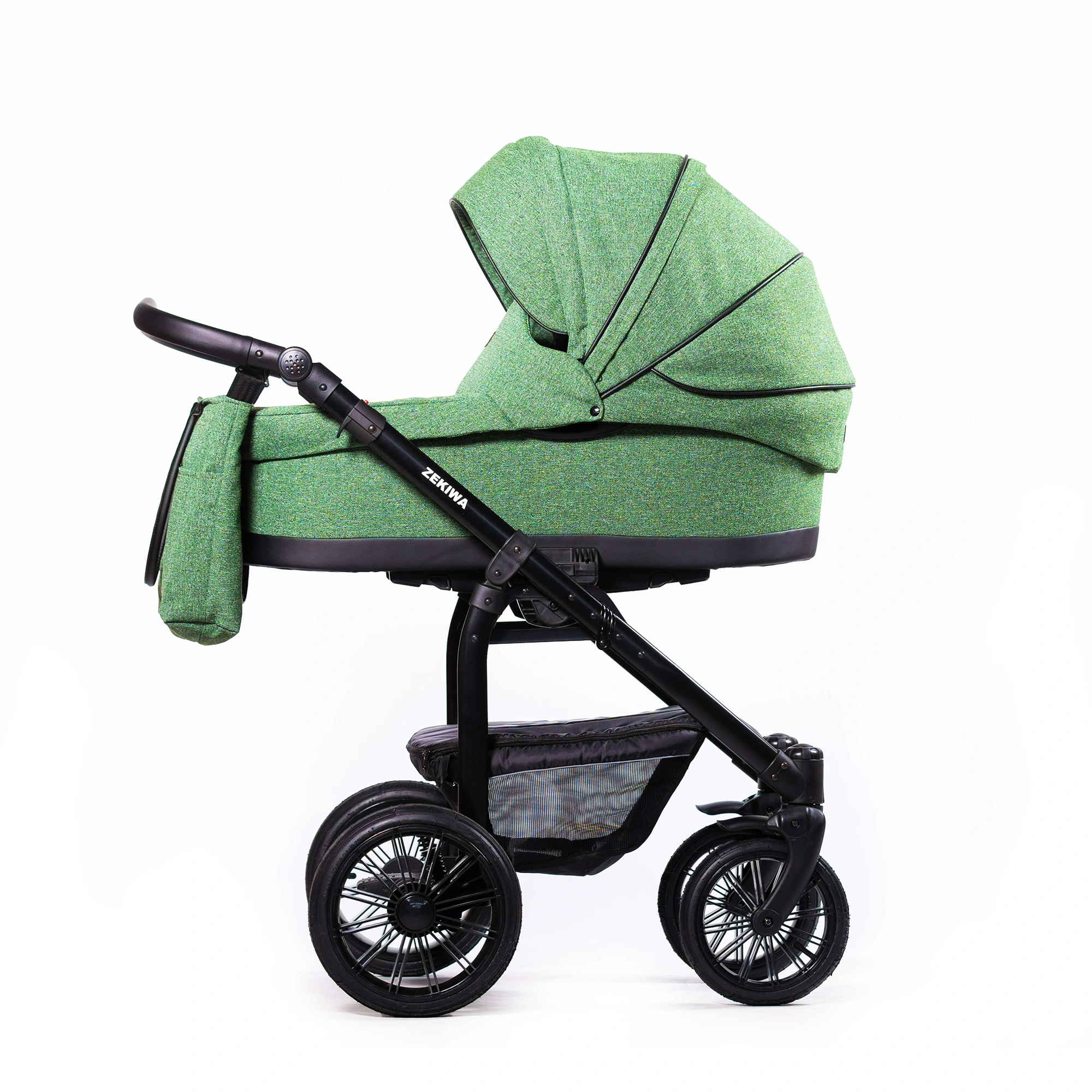 Kinderwagen "Flora" Konfigurationswagen Saturn Royal / Touring Max - XXL Wanne mit 81cm Liegefläche - inkl. Sportwagenaufsatz und Wickeltasche